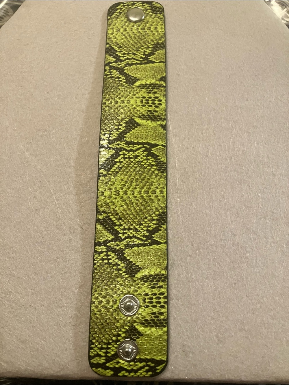 Python print green snap bracelet - Picture 5 of 6